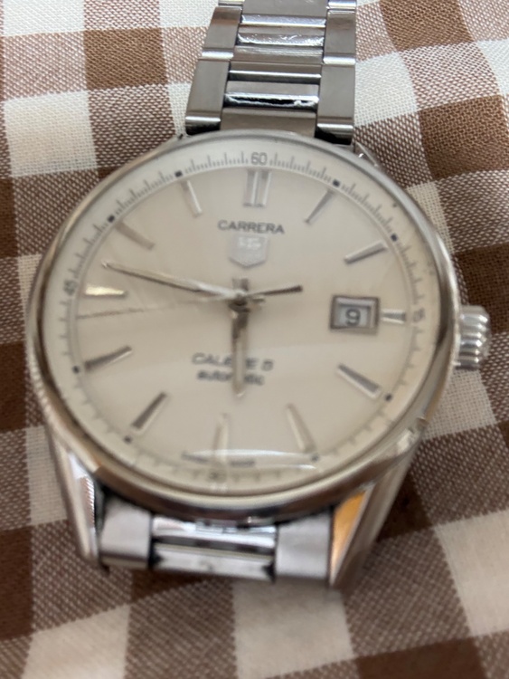 タグホイヤー カレラ WAR211a（高級時計）の商品画像 - 査定依頼日：2026年1月16日 - 最高査定価格：190,000円