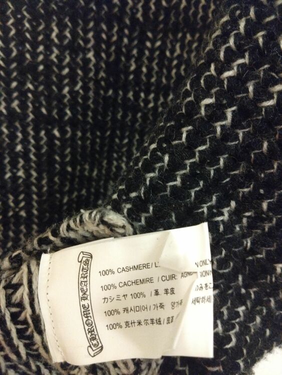 カシミアセーター（古着・ファッション）の商品画像 - 査定依頼日：2025年9月30日 - 最高査定価格：100,000円