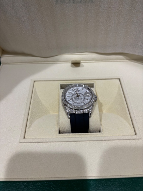スカイドゥエラー（高級時計）の商品画像 - 査定依頼日：2026年4月12日 - 最高査定価格：26,000,000円