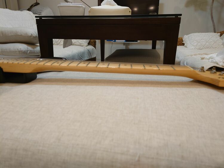 USA アメリカンデラックス　ストラスキャスト　2007（ピアノ・楽器・PA機材）の商品画像 - 査定依頼日：2025年10月16日 - 最高査定価格：110,000円