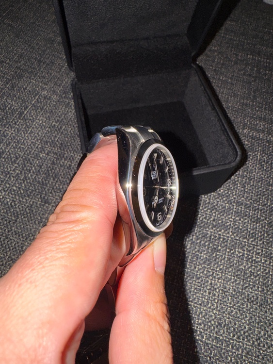 ロレックス エクスプローラー 11427（高級時計）の商品画像 - 査定依頼日：2026年1月8日 - 最高査定価格：1,000,000円