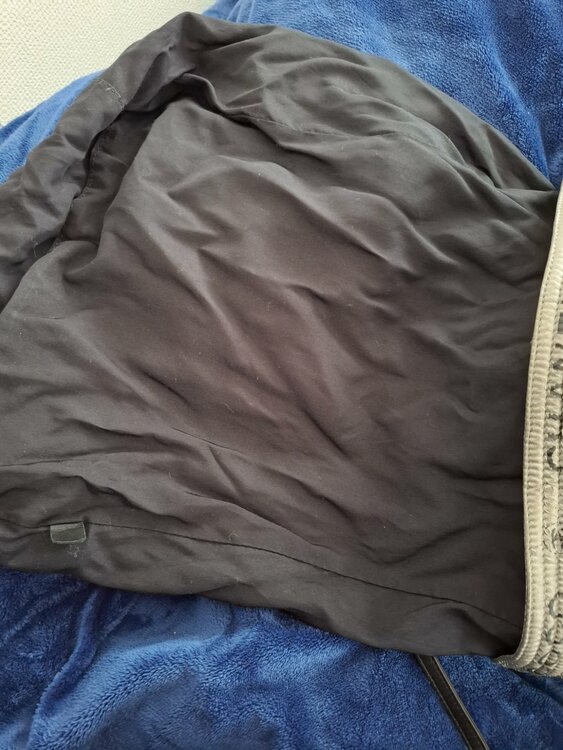 アンリミテッド（ブランドバッグ）の商品画像 - 査定依頼日：2026年2月8日 - 最高査定価格：20,000円