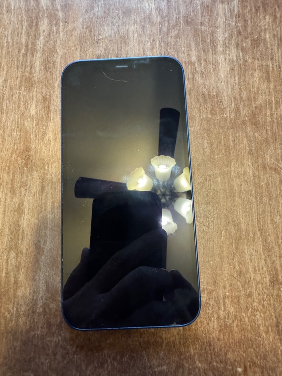 iPhone12（スマホ）の商品画像 - 査定依頼日：2026年4月5日 - 最高査定価格：20,000円