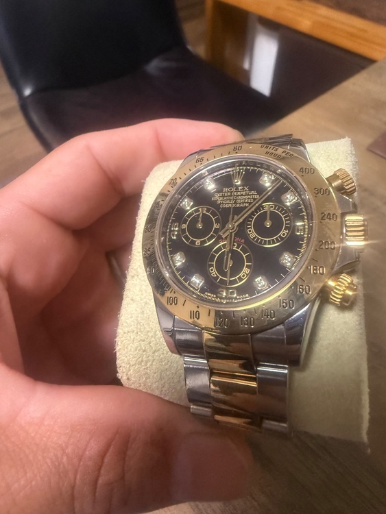 ロレックス デイトナ 116523G Vば（高級時計）の商品画像 - 査定依頼日：2026年4月5日 - 最高査定価格：3,230,000円