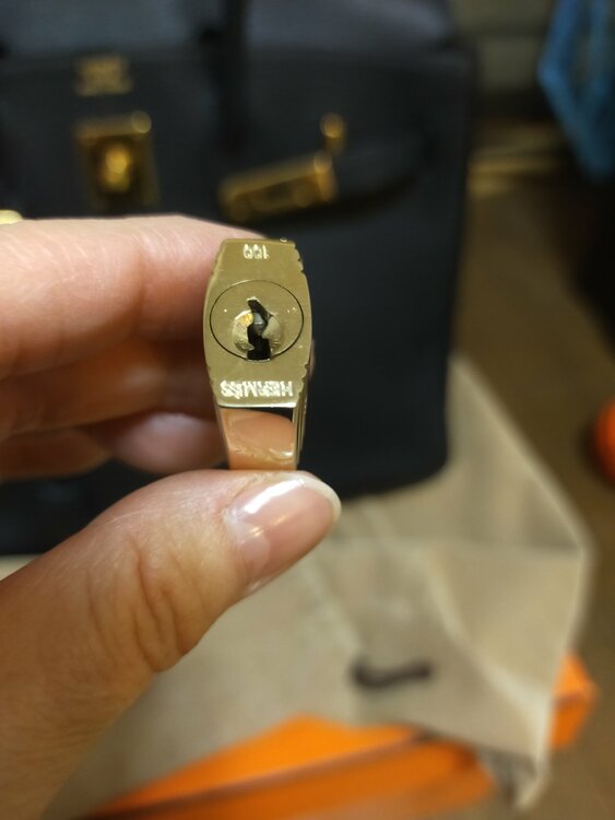 エルメス バーキン （ブランドバッグ）の商品画像 - 査定依頼日：2026年1月28日 - 最高査定価格：1,800,000円