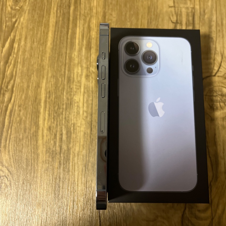 iPhone 13 Pro 512GB SIMフリー（スマホ）の商品画像 - 査定依頼日：2026年3月1日 - 最高査定価格：51,000円