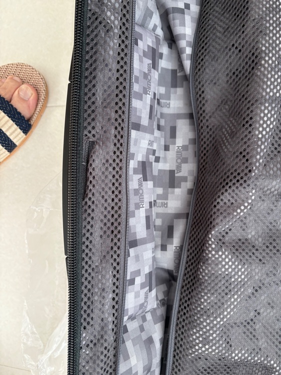 RIMOWA エッセンシャル　65リットル　E-Tag（ブランドバッグ）の商品画像 - 査定依頼日：2025年8月17日 - 最高査定価格：100,000円