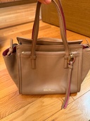 エイミー トートバッグ　グレー　レザー（ブランドバッグ）の商品画像 - 査定依頼日：2026年4月19日 - 最高査定価格：25,000円