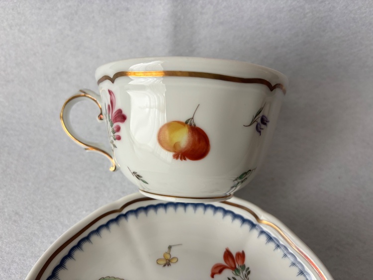 リチャードジノリ　ティーカップ＆ソーサー　イタリアンフルーツ（美術品・骨董品）の商品画像 - 査定依頼日：2026年6月11日 - 最高査定価格：10,000円