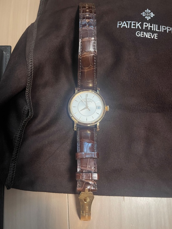 パテックフィリップ カラトラバ 5153R-00（高級時計）の商品画像 - 査定依頼日：2025年9月21日 - 最高査定価格：3,250,000円