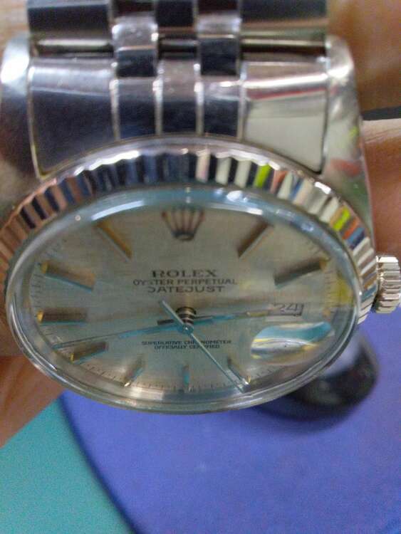 シルバーモザイク（高級時計）の商品画像 - 査定依頼日：2025年3月24日 - 最高査定価格：650,000円