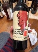 Le Petit Mouton de Mouton Rothschild（お酒）の商品画像 - 査定依頼日：2026年4月10日 - 最高査定価格：16,000円