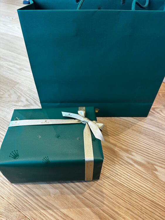 ロレックス シードゥエラー （高級時計）の商品画像 - 査定依頼日：2025年4月3日 - 最高査定価格：2,100,000円