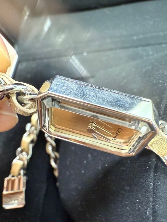 CHANEL プルミエール NQH63161 クオーツ レディース腕時計（高級時計）の商品画像 - 査定依頼日：2025年4月22日 - 最高査定価格：120,000円