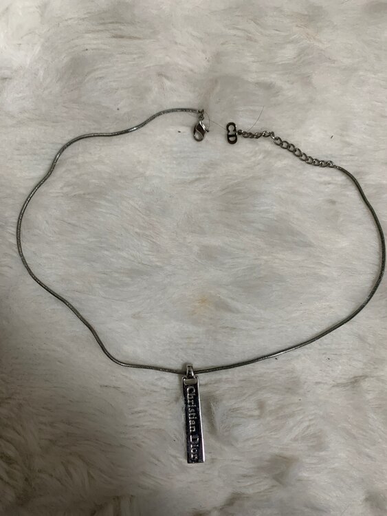 Dior（金・貴金属）の商品画像 - 査定依頼日：2025年1月9日 - 最高査定価格：7,000円