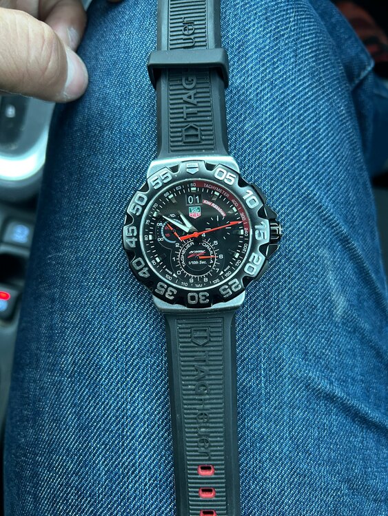 TAG HEUER タグ・ホイヤー Formula 1 Kimi Raikkon（高級時計）の商品画像 - 査定依頼日：2025年1月22日 - 最高査定価格：100,000円