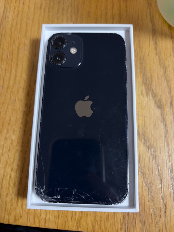 iPhone 12 mini 128GB Softbank（スマホ）の商品画像 - 査定依頼日：2026年4月19日 - 最高査定価格：20,000円