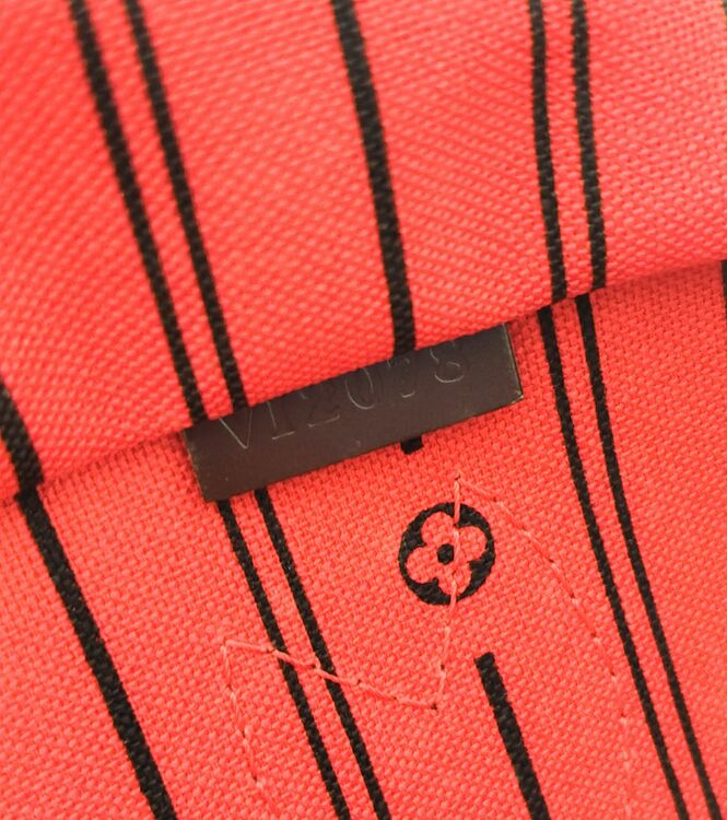 ルイヴィトンダミエ　ネヴァーフル（ブランドバッグ）の商品画像 - 査定依頼日：2025年8月28日 - 最高査定価格：150,000円