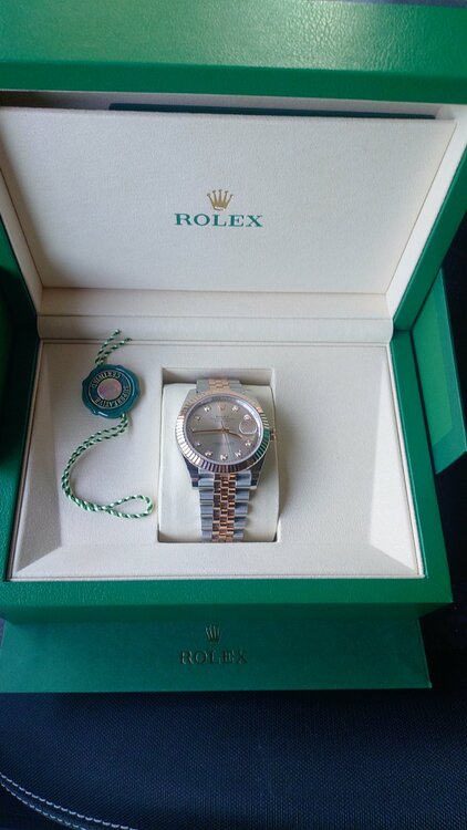 ロレックス デイトジャスト 126331（高級時計）の商品画像 - 査定依頼日：2026年1月5日 - 最高査定価格：3,070,000円