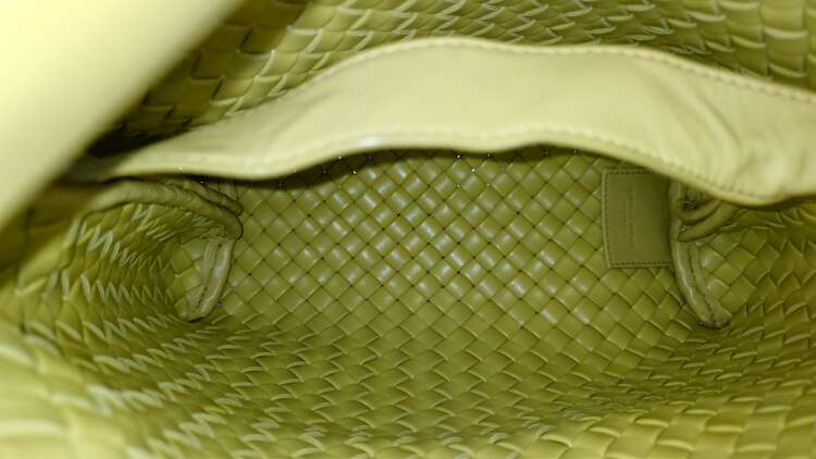 ボッテガ・ヴェネタ  （ブランドバッグ）の商品画像 - 査定依頼日：2025年5月5日 - 最高査定価格：100,000円