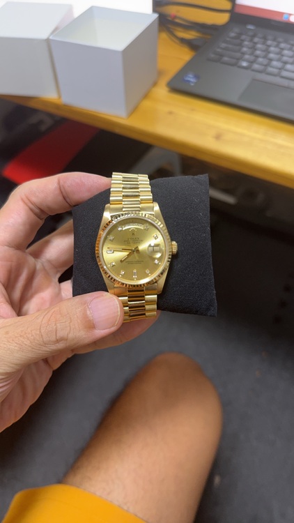 ロレックス デイデイト 18238（高級時計）の商品画像 - 査定依頼日：2025年9月30日 - 最高査定価格：2,580,000円