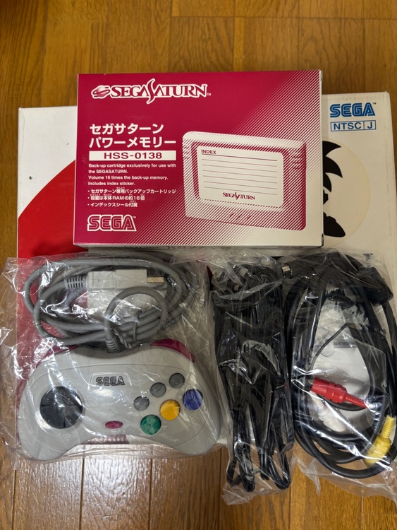 セガサターン本体とソフト（ゲーム機本体・ゲームソフト）の商品画像 - 査定依頼日：2026年5月5日 - 最高査定価格：11,000円
