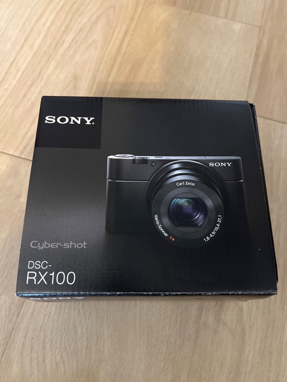 SONY DSC-RX100（カメラ）の商品画像 - 査定依頼日：2025年10月22日 - 最高査定価格：20,000円