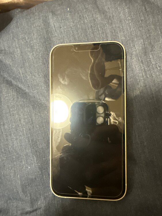 A2631（スマホ）の商品画像 - 査定依頼日：2025年4月12日 - 最高査定価格：36,000円