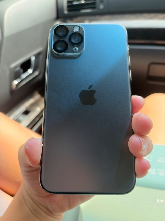 iPhone iPhone11 Pro 256GB docomo（スマホ）の商品画像 - 査定依頼日：2026年9月19日 - 最高査定価格：18,500円