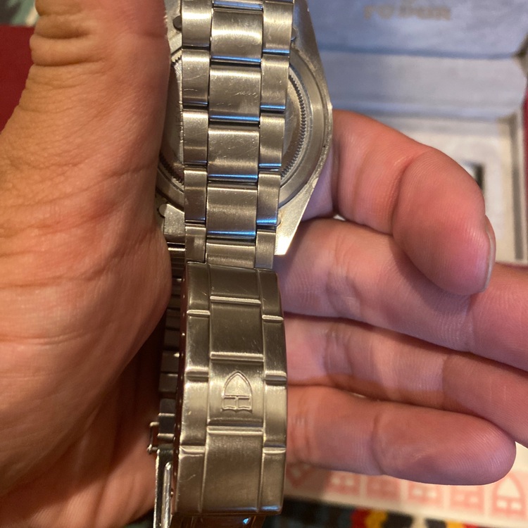 チューダー ブラックベイ 7909（高級時計）の商品画像 - 査定依頼日：2025年6月13日 - 最高査定価格：750,000円