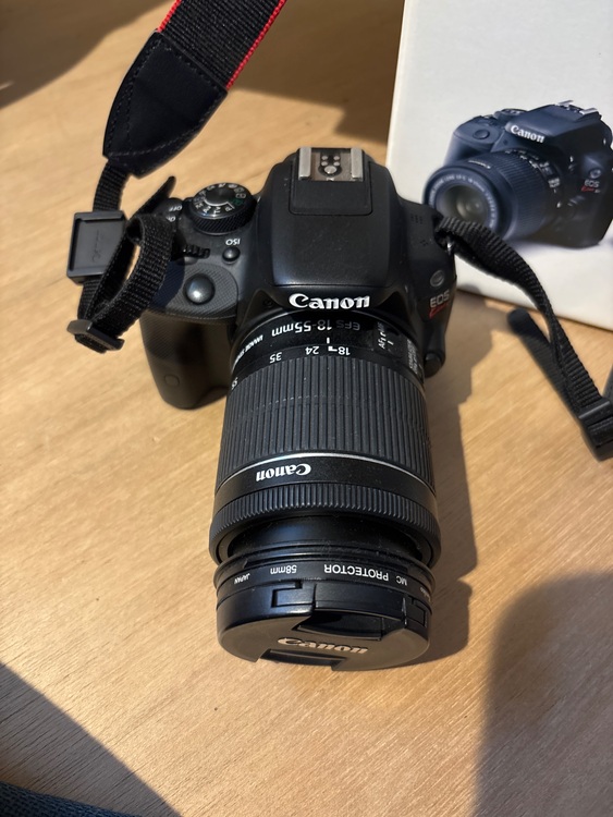 EOS kiss X7 （カメラ）の商品画像 - 査定依頼日：2025年10月24日 - 最高査定価格：26,000円