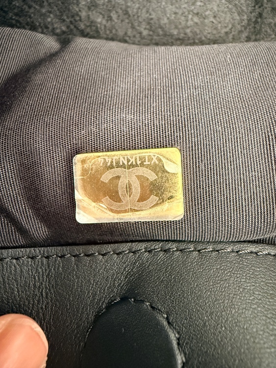 ショルダーバッグ/ディズヌフ/ラムスキン/黒/フリンジ/チェーンシ（ブランドバッグ）の商品画像 - 査定依頼日：2026年2月20日 - 最高査定価格：530,000円