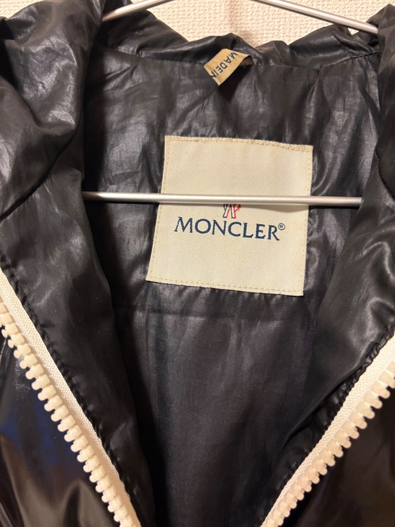 ダウンベスト　ブラック（古着・ファッション）の商品画像 - 査定依頼日：2025年10月25日 - 最高査定価格：30,000円