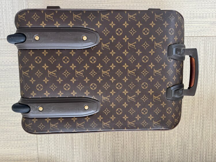 ペガス（ブランドバッグ）の商品画像 - 査定依頼日：2025年5月30日 - 最高査定価格：80,000円