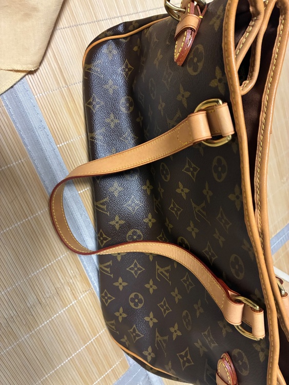 ヴィトン（ブランドバッグ）の商品画像 - 査定依頼日：2025年12月28日 - 最高査定価格：80,000円