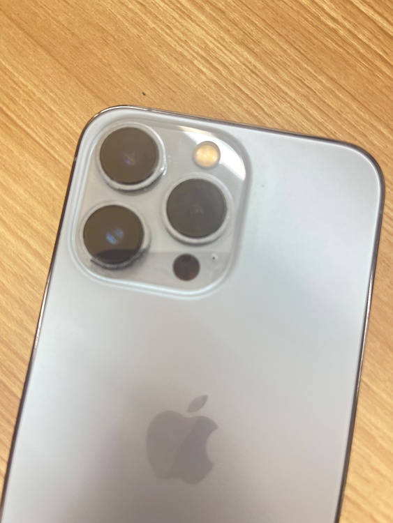 iPhone iPhone 13 Pro 256GB docomo（スマホ）の商品画像 - 査定依頼日：2026年5月24日 - 最高査定価格：41,000円