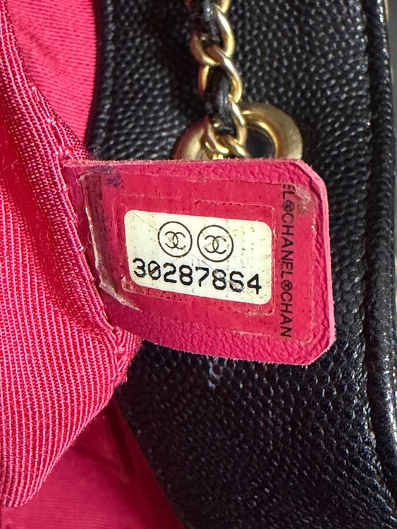 ドローストリングバッグ（ブランドバッグ）の商品画像 - 査定依頼日：2026年4月28日 - 最高査定価格：280,000円