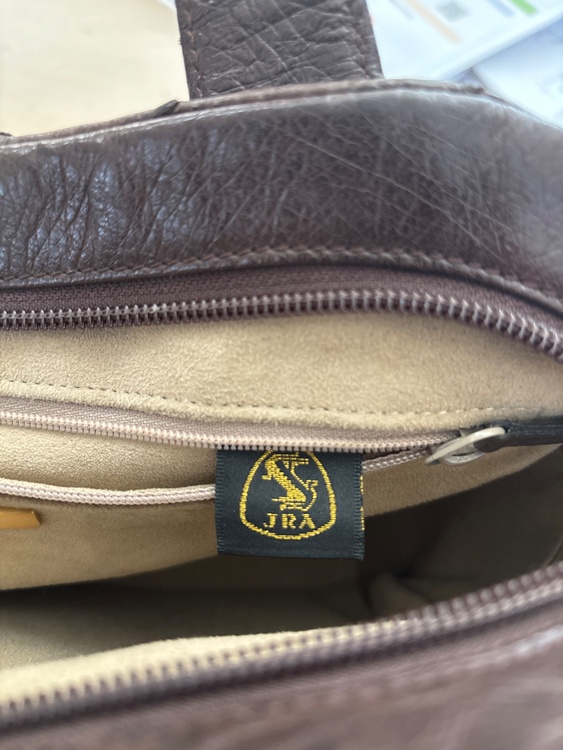 eclat（古着・ファッション）の商品画像 - 査定依頼日：2026年3月14日 - 最高査定価格：2,000円