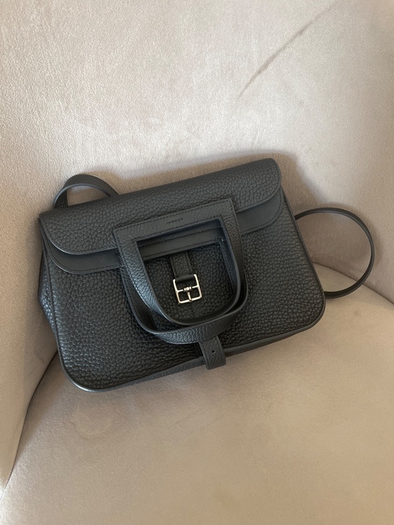 アルザン25（ブランドバッグ）の商品画像 - 査定依頼日：2026年1月12日 - 最高査定価格：800,000円