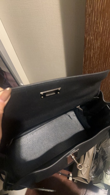 エルメスケリー28（ブランドバッグ）の商品画像 - 査定依頼日：2025年11月15日 - 最高査定価格：2,000,000円