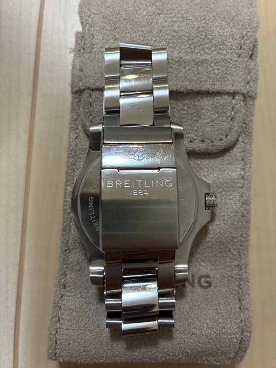 ブライトリング その他 A1731（高級時計）の商品画像 - 査定依頼日：2025年10月8日 - 最高査定価格：300,000円