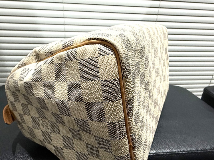 ダミエ・アズール　スピーディー（ブランドバッグ）の商品画像 - 査定依頼日：2025年12月19日 - 最高査定価格：100,000円