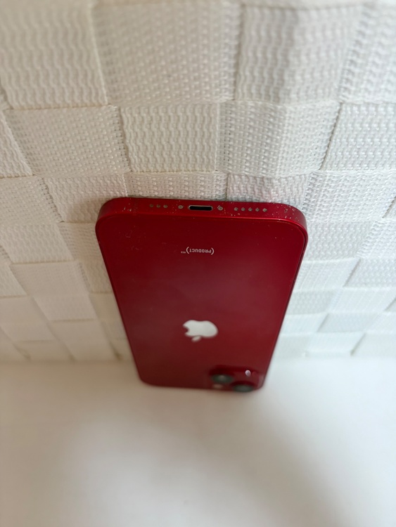 iPhone iPhone 13 128GB SIMフリー（スマホ）の商品画像 - 査定依頼日：2026年6月18日 - 最高査定価格：36,500円