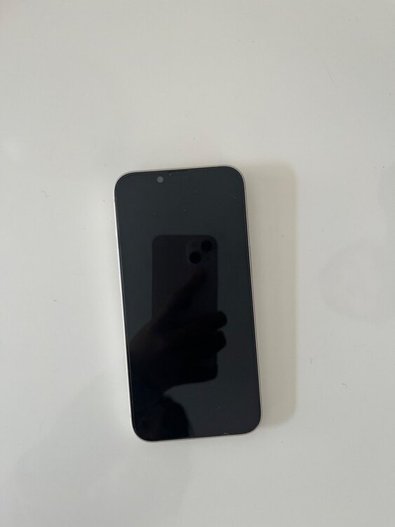 iPhone13（スマホ）の商品画像 - 査定依頼日：2025年4月24日 - 最高査定価格：42,000円