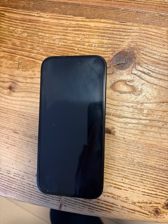 iPhone 15 128GB SIMフリー（スマホ）の商品画像 - 査定依頼日：2026年2月7日 - 最高査定価格：60,000円