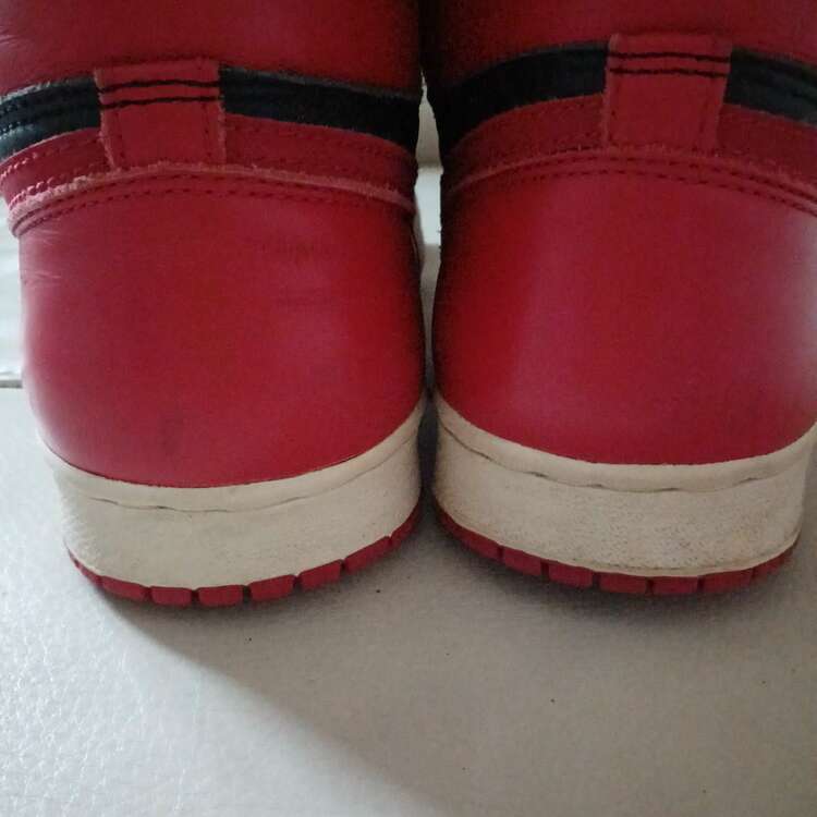 エアジョーダンバスケットシューズ（古着・ファッション）の商品画像 - 査定依頼日：2025年5月24日 - 最高査定価格：14,000円