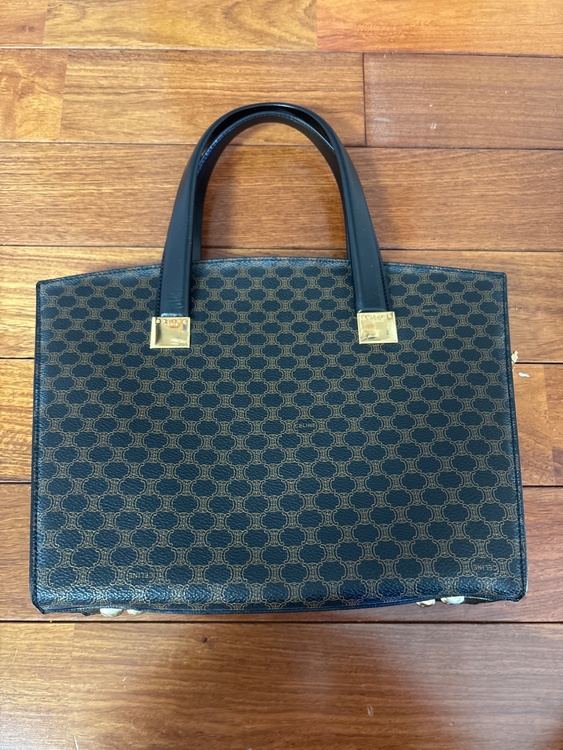 カバン（ブランドバッグ）の商品画像 - 査定依頼日：2026年1月31日 - 最高査定価格：20,000円