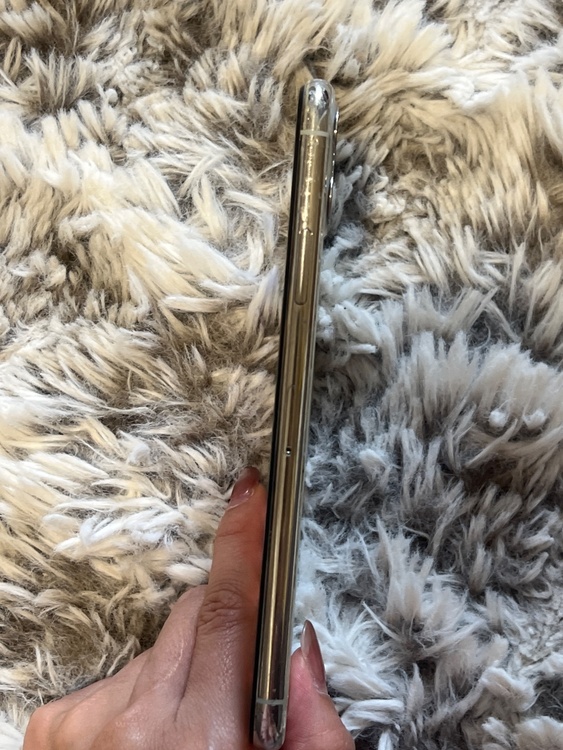 iPhone11 Pro Max 512GB SIMフリー（スマホ）の商品画像 - 査定依頼日：2026年5月10日 - 最高査定価格：28,000円
