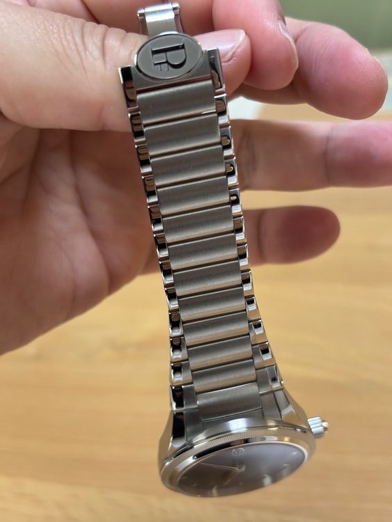 トンダ PF GMT ラトラパンテ（高級時計）の商品画像 - 査定依頼日：2025年12月5日 - 最高査定価格：1,600,000円