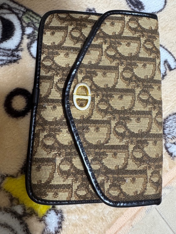 ディオール  （ブランドバッグ）の商品画像 - 査定依頼日：2025年11月8日 - 最高査定価格：5,000円